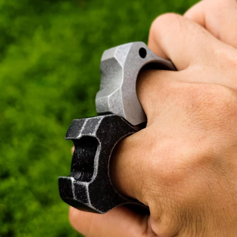 2-in-1 Personalized Creative Bottle Opener Body Ring Stainless Steel